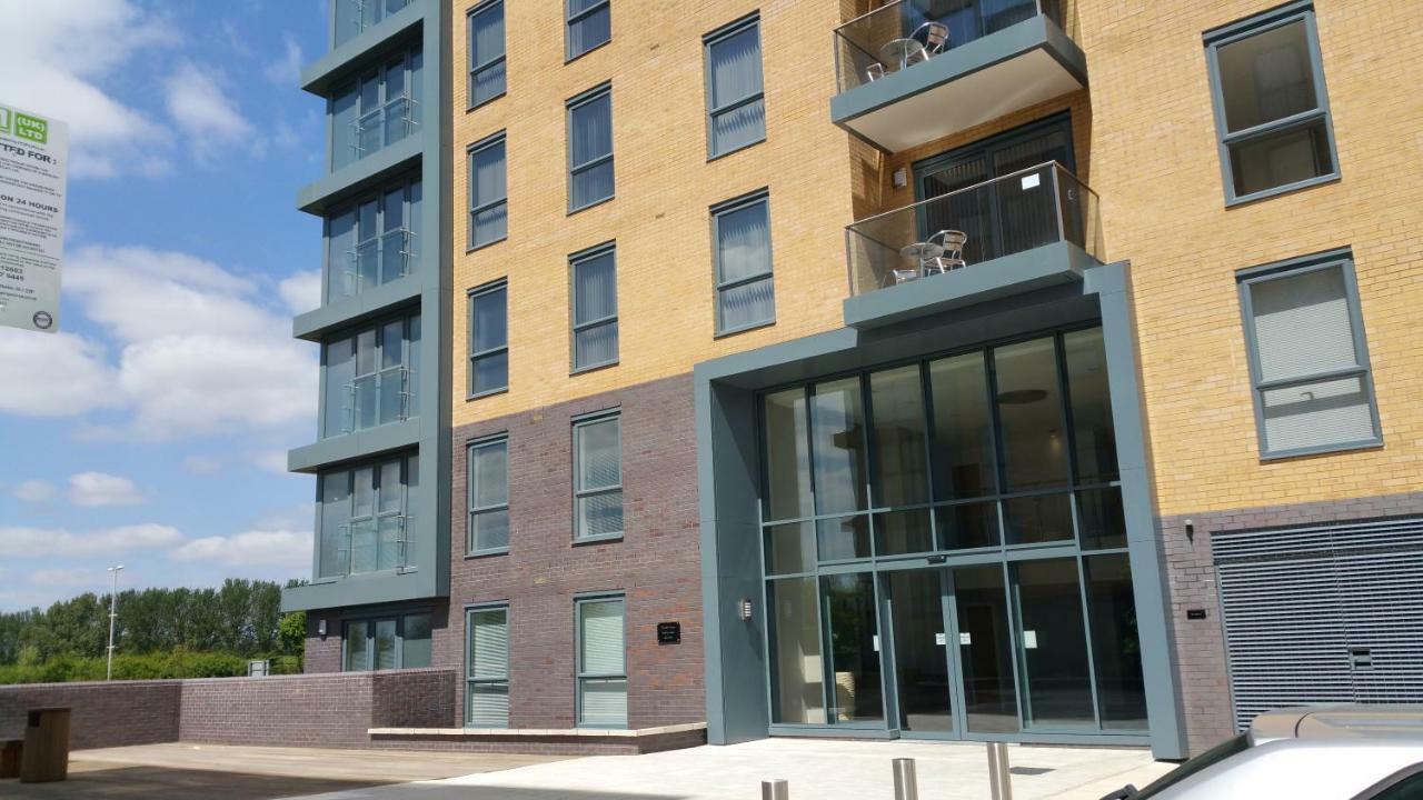 Contemporary Apartments With Secure Parking Reading Extérieur photo