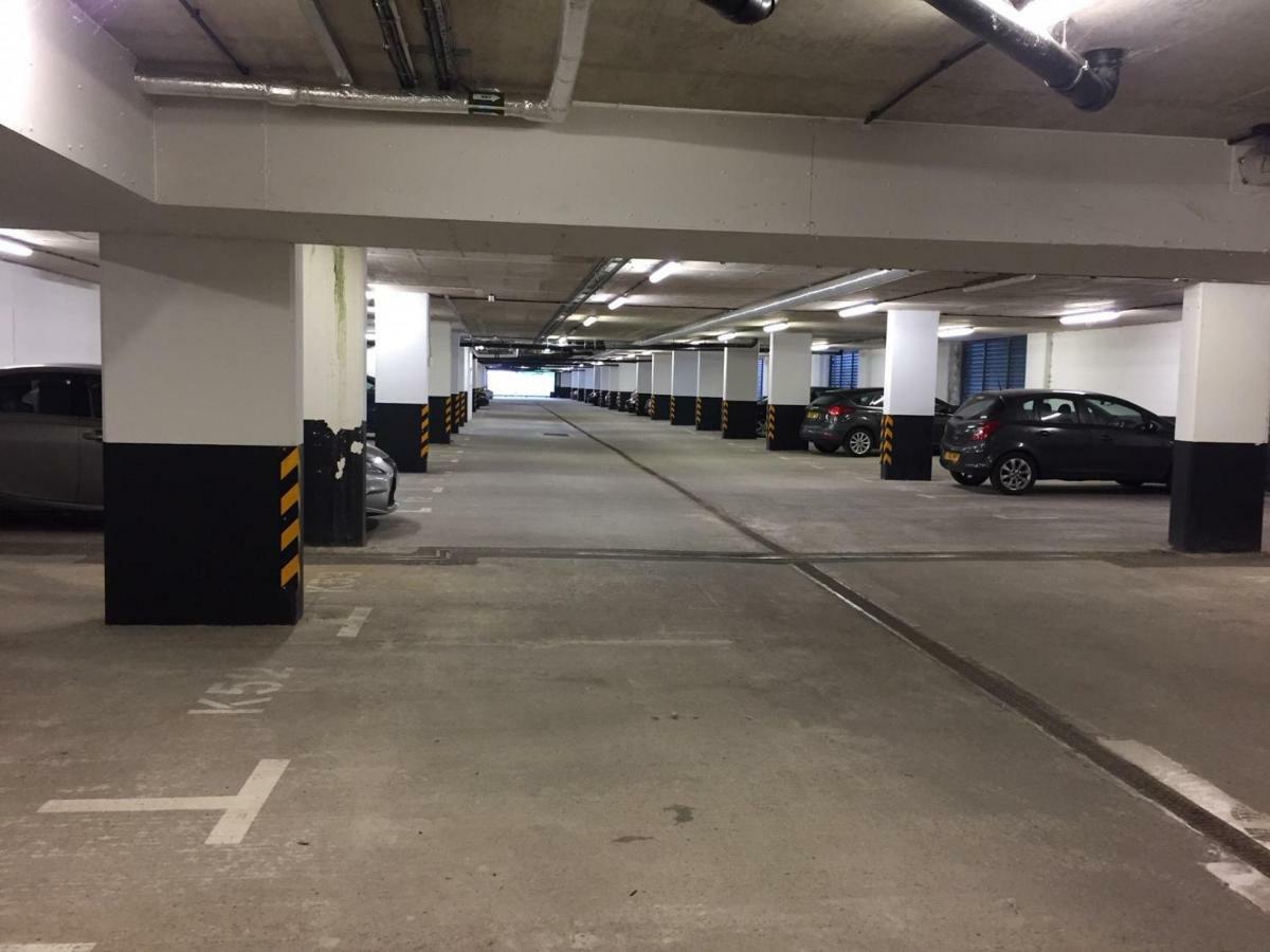 Contemporary Apartments With Secure Parking Reading Extérieur photo